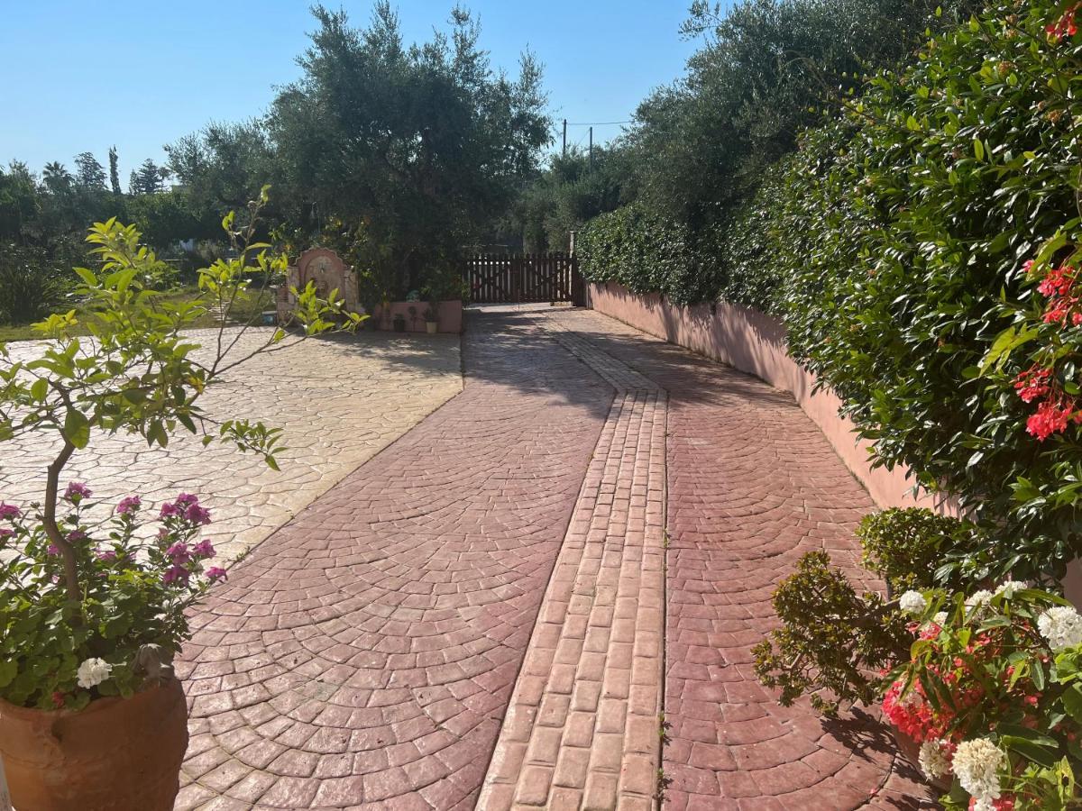 Villa Zoi Méson Yerakaríon Exterior photo