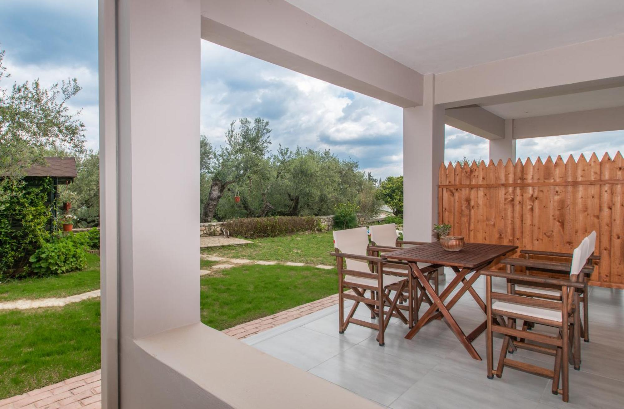 Villa Zoi Méson Yerakaríon Exterior photo